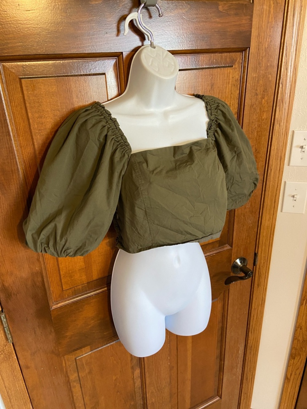 Jason Wu Princess Puff Shoulder Chic Versatile Crop Top Olive Green Size Large - Picture 3 of 11
